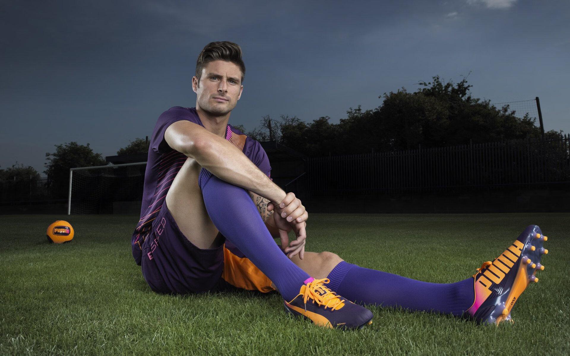 法比奥11球闪耀中超,国安锋霸领跑半程射手榜